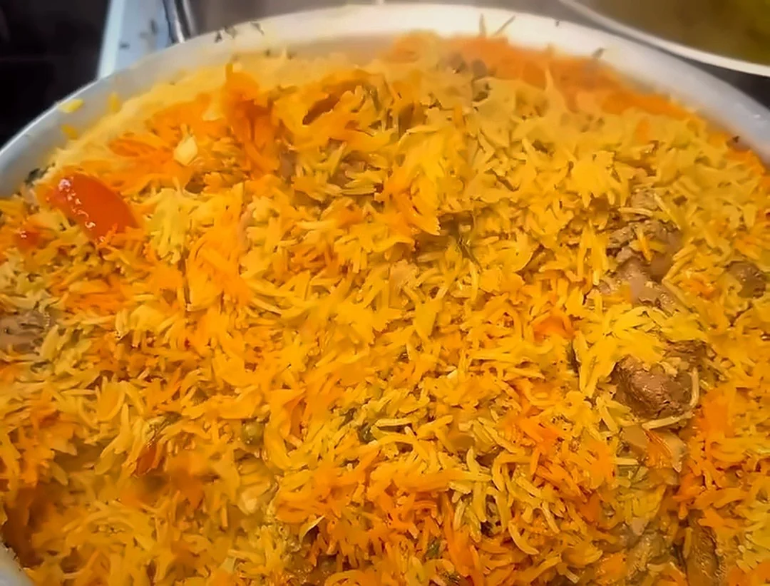 Biryani aus dem großen Topf